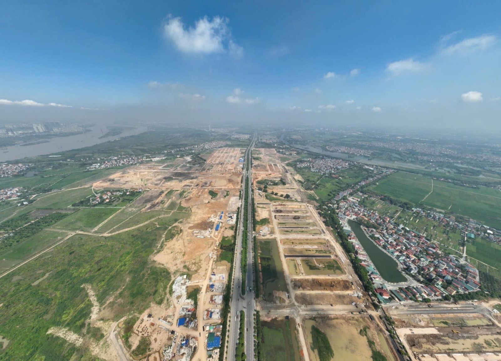 TIẾN ĐỌ XÂY DỰNG VINHOMES GLOBAL GATE
